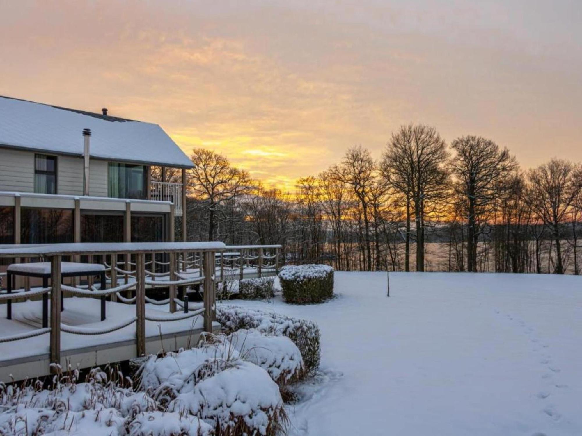 Cozy Villa With Fireplace & Terrace Boussu-lez-Walcourt Exterior photo