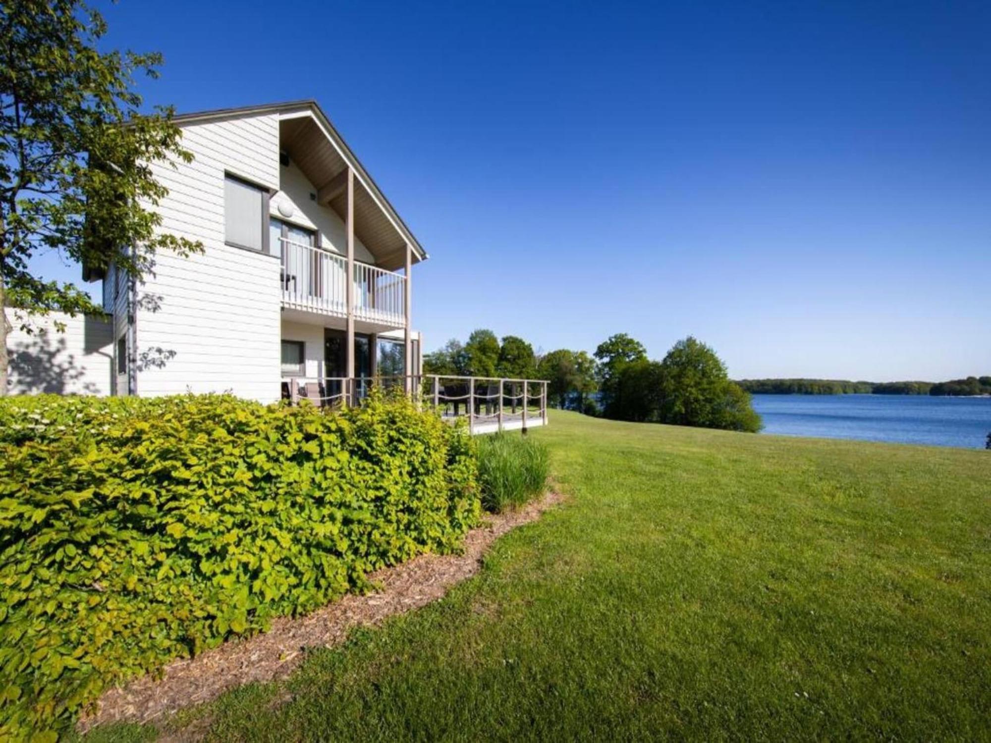 Cozy Villa With Fireplace & Terrace Boussu-lez-Walcourt Exterior photo